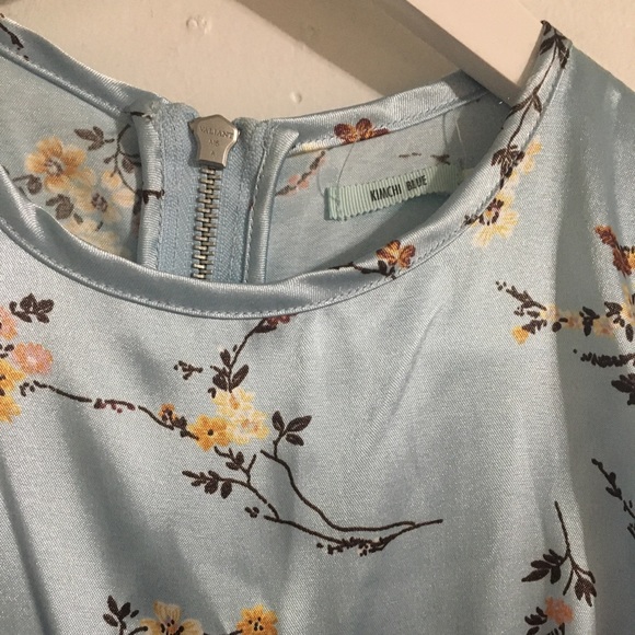 Straight Cut Floral Blue Kimchi Dress - Picture 2 of 4